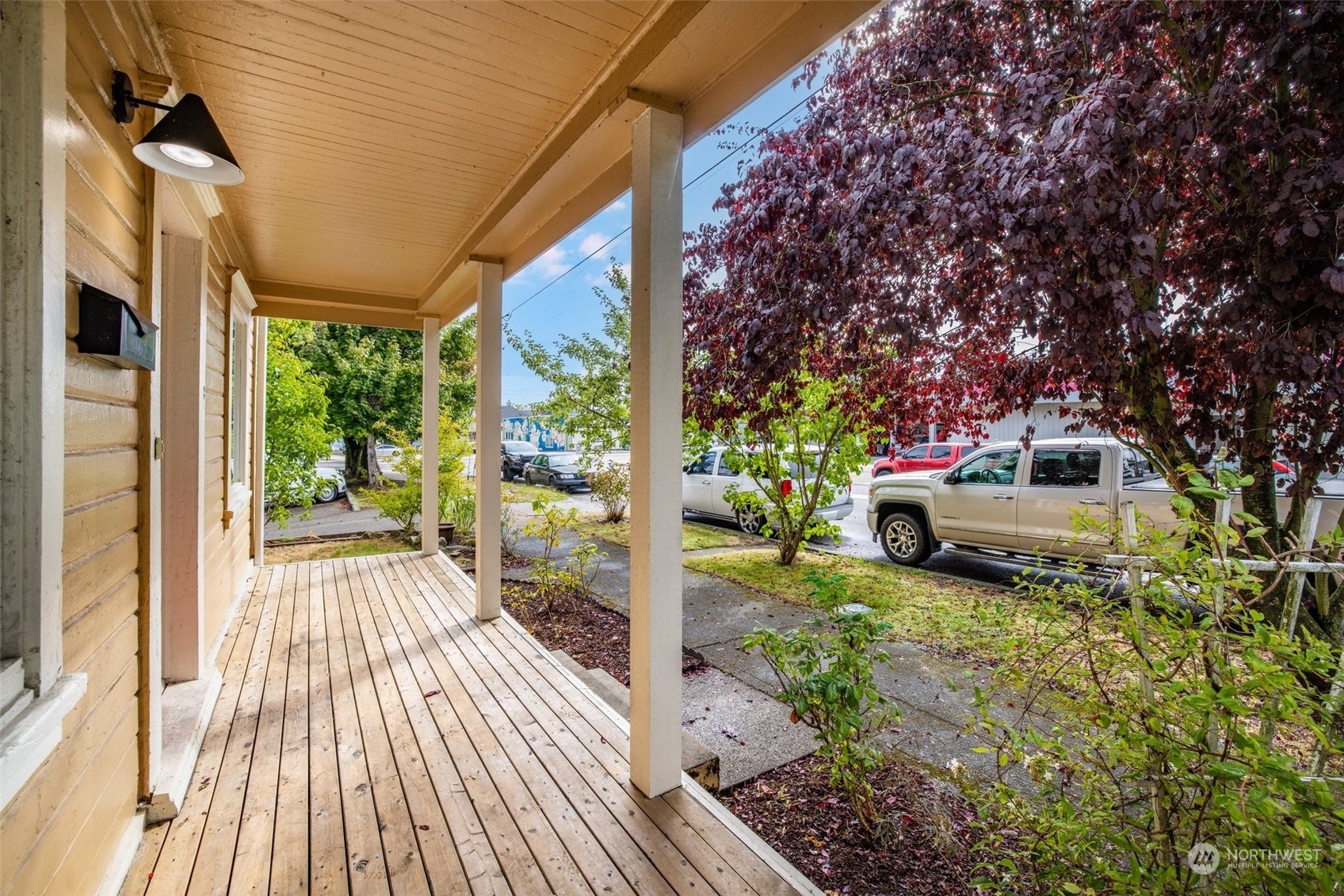 Property Photo:  1109 S 14th Street  WA 98405 