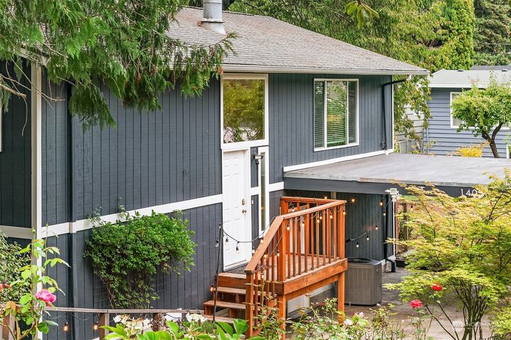 Property Photo:  14038  Lenora Place N  WA 98133 