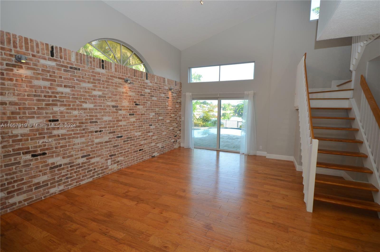 Property Photo:  2561 Regalia Way  FL 33026 