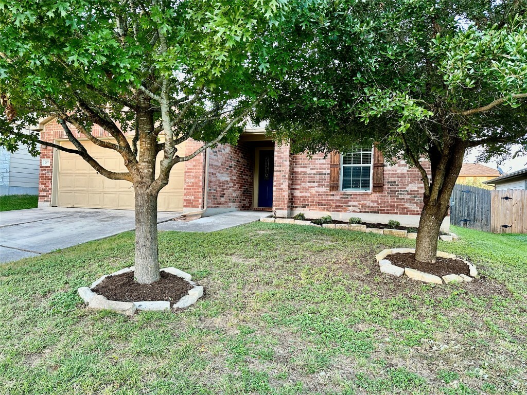 Property Photo:  207 Dragon Ridge Road  TX 78610 