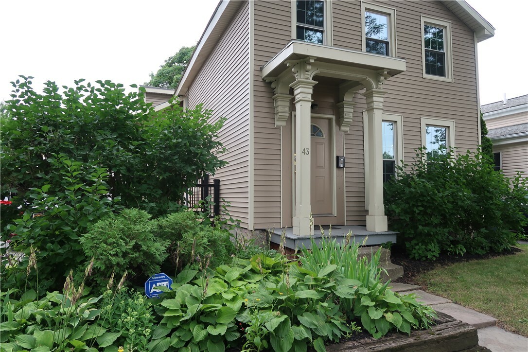 Property Photo:  43 Marshall Street  NY 14607 