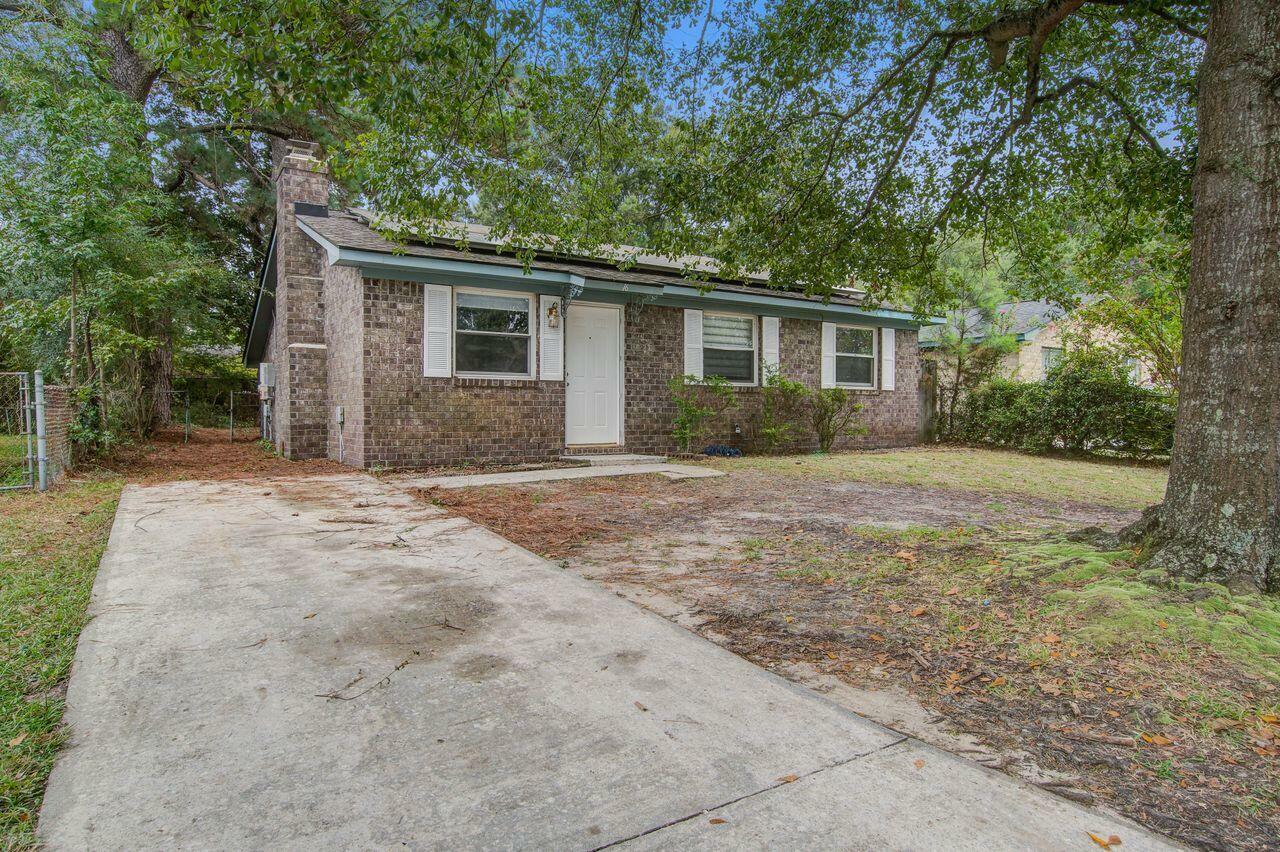 Property Photo:  16 Ferncliff Way  SC 29445 