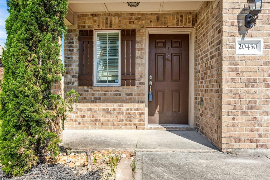 Property Photo:  20430 Flatiron Drive  TX 77338 