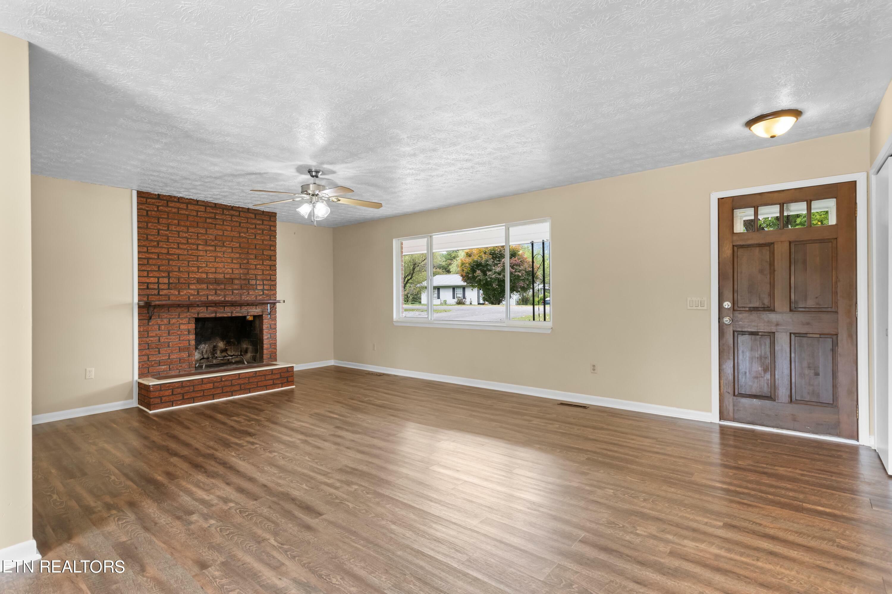 Property Photo: 320 Redbird Circle TN 37724