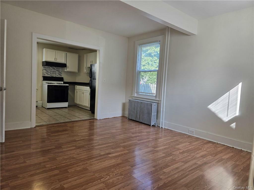 Property Photo:  13 Firth Street 1  NY 12518 