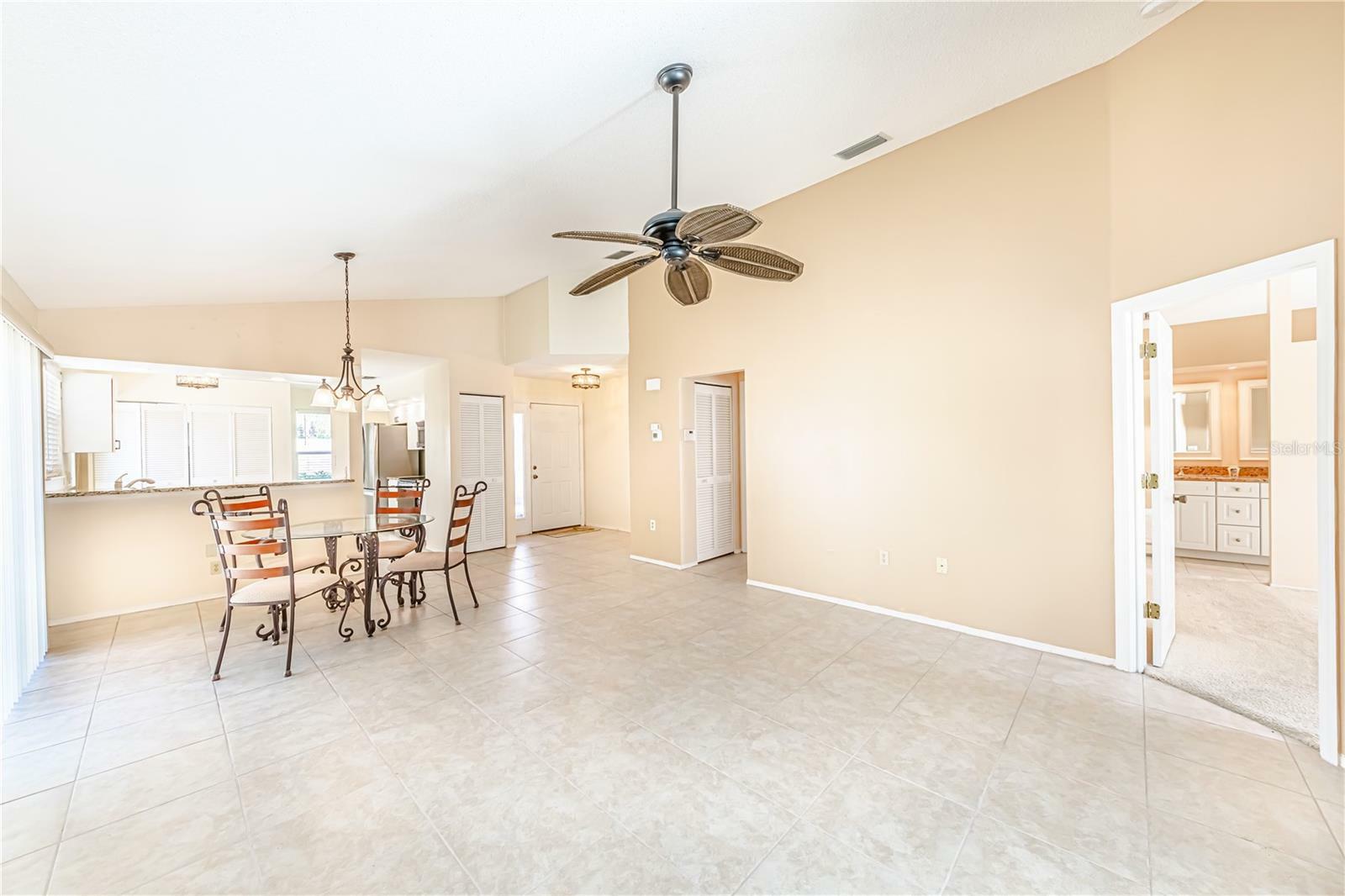 Property Photo:  860 Chatham Drive 860  FL 34285 