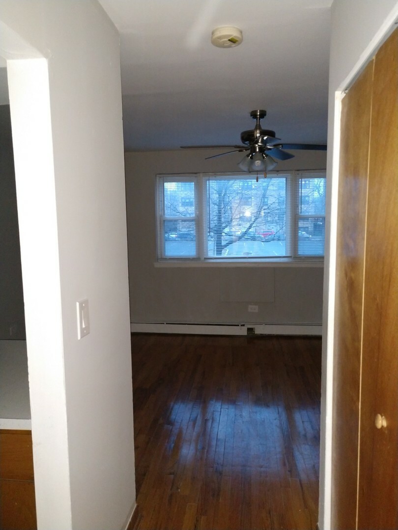 Property Photo:  123 N Central Avenue 305  IL 60644 