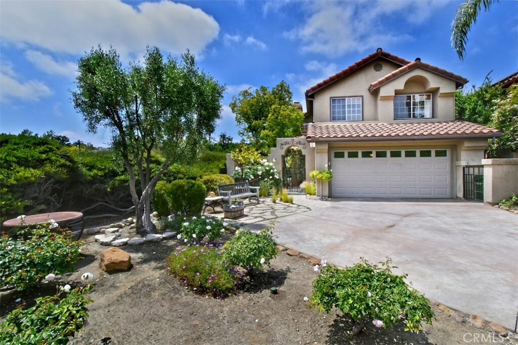 Property Photo:  4032 Camino Plano  CA 91302 