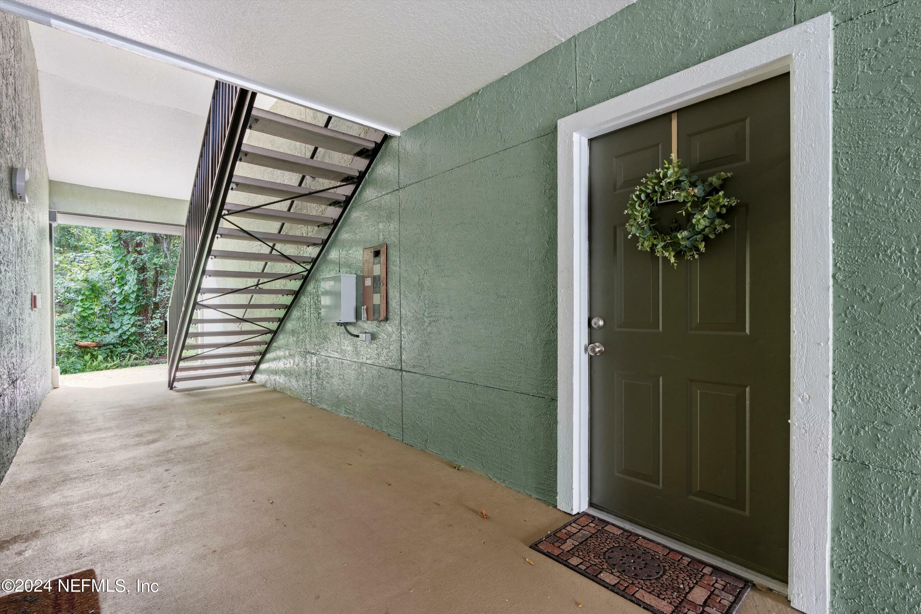 Property Photo:  7701 Timberlin Park Boulevard 218  FL 32256 