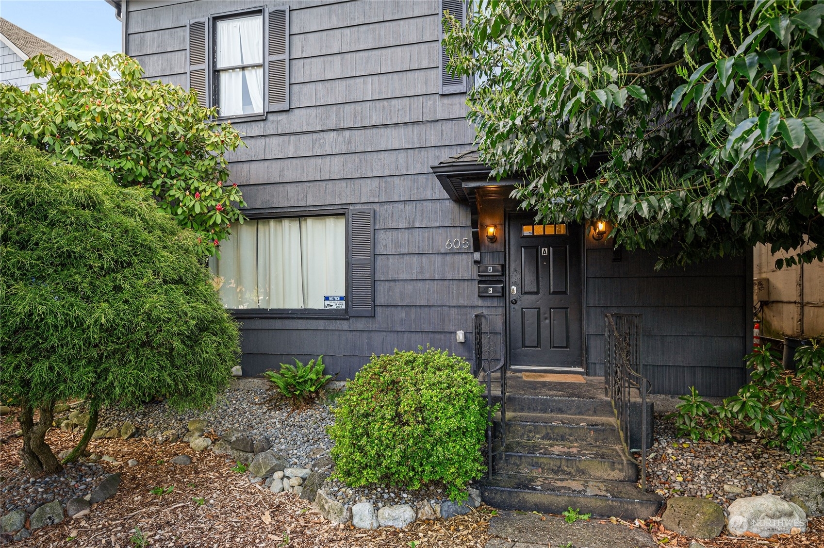 Property Photo:  605 N Anderson Street  WA 98406 