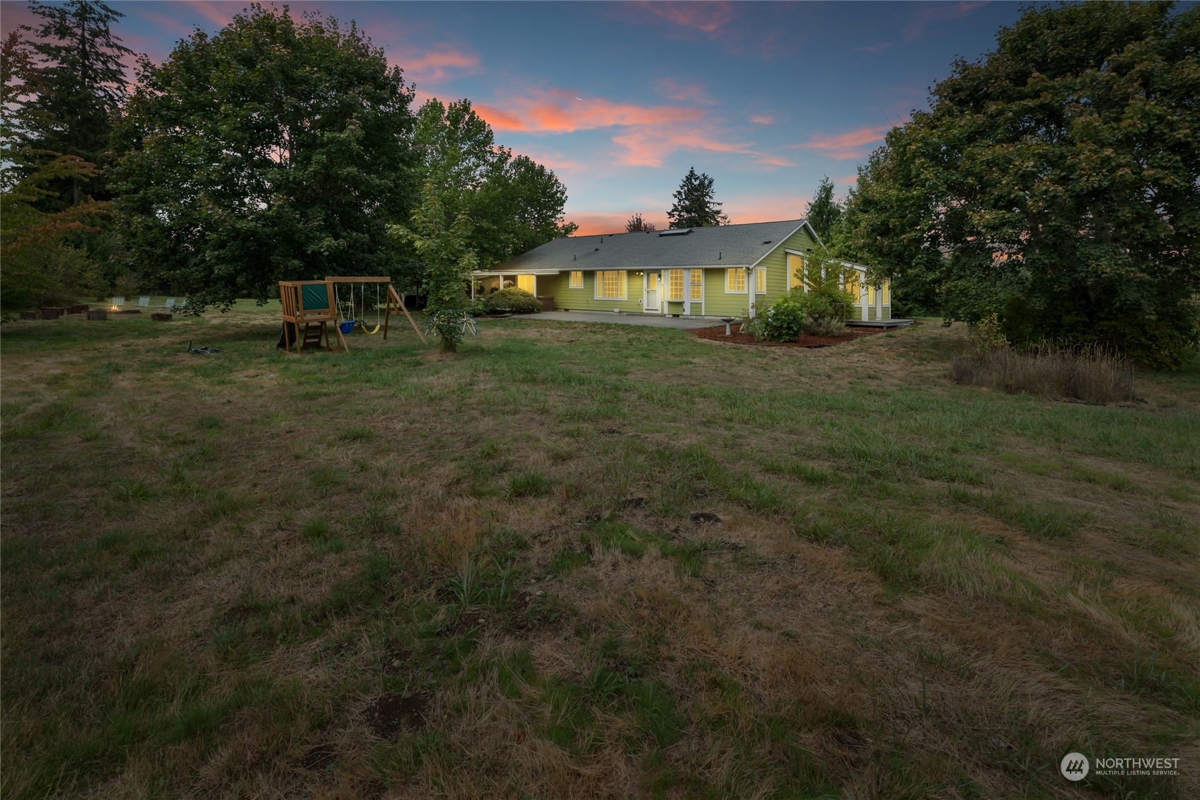 Property Photo:  15543 123rd Avenue SE  WA 98597 