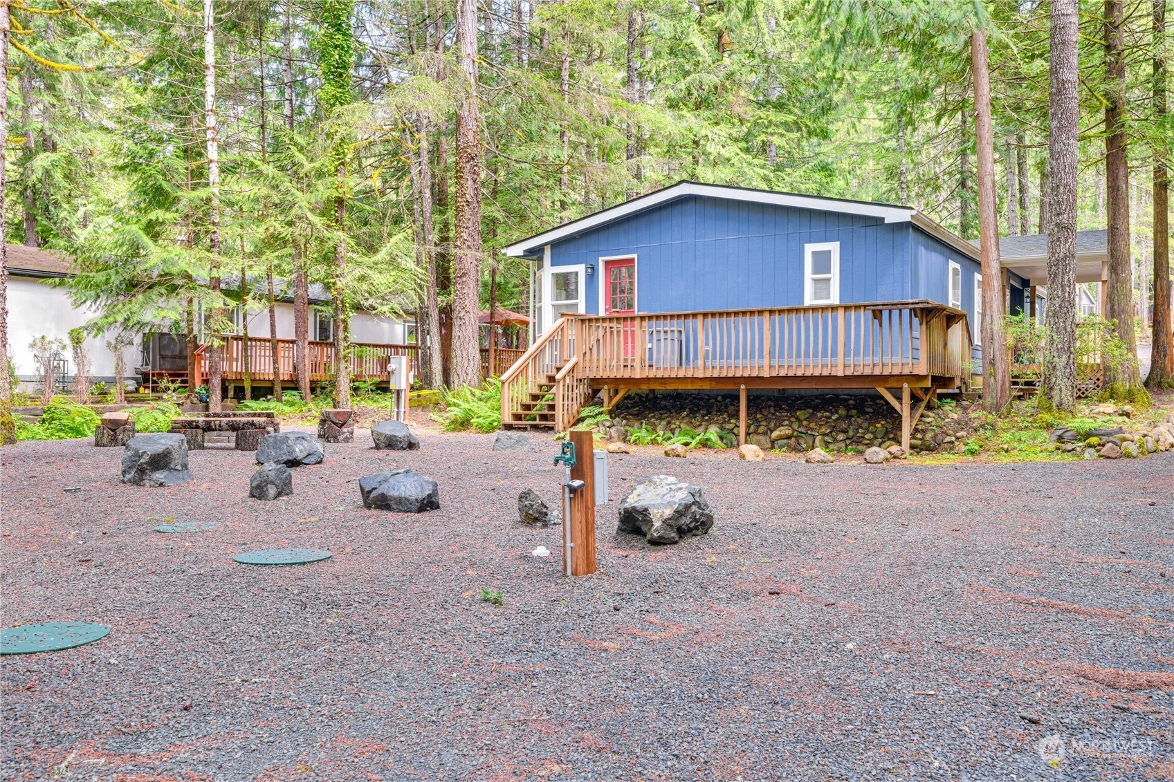 Property Photo:  521 N Mt Jupiter Dr  WA 98548 