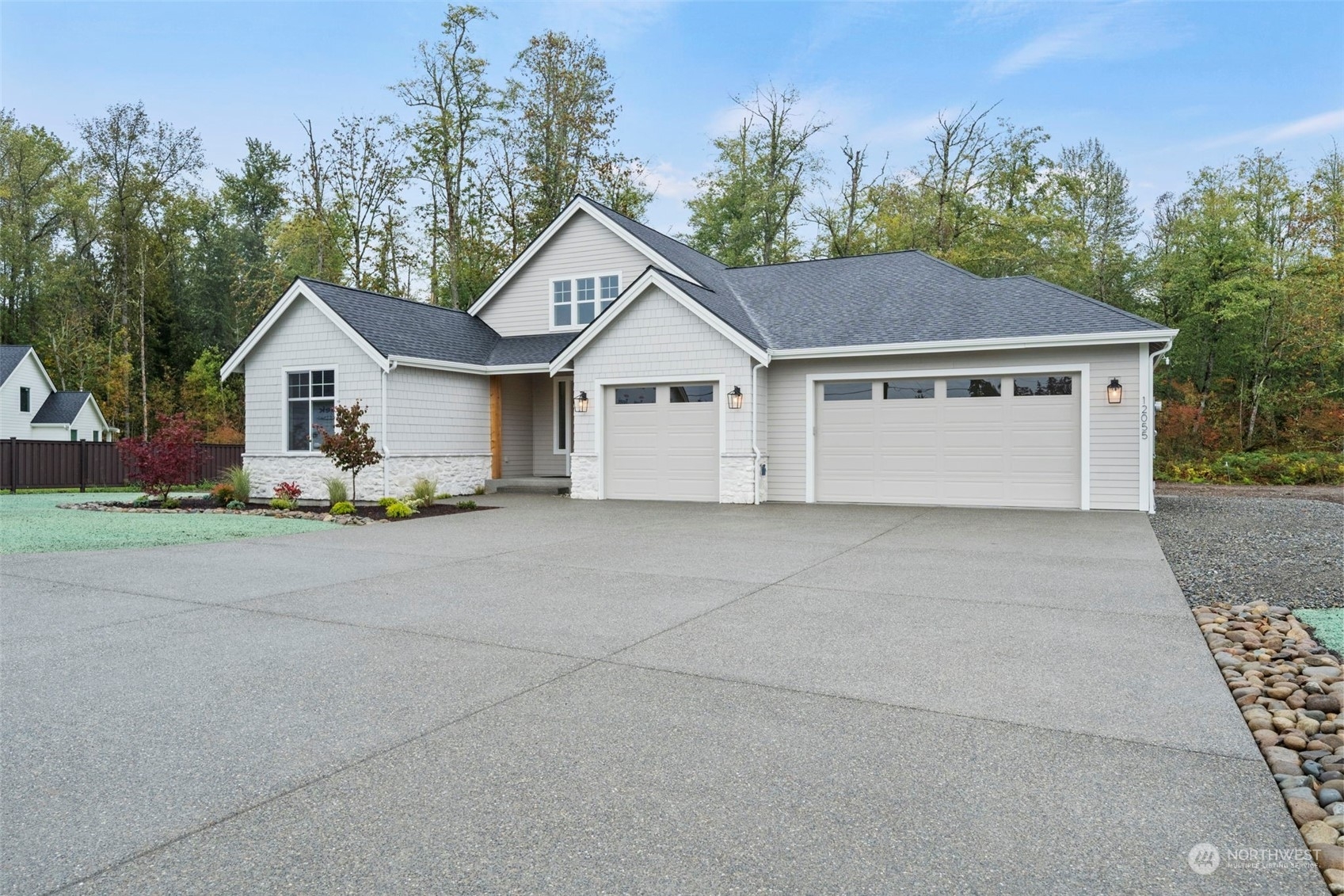 Property Photo:  12055  Mundy Loss Road E  WA 98321 