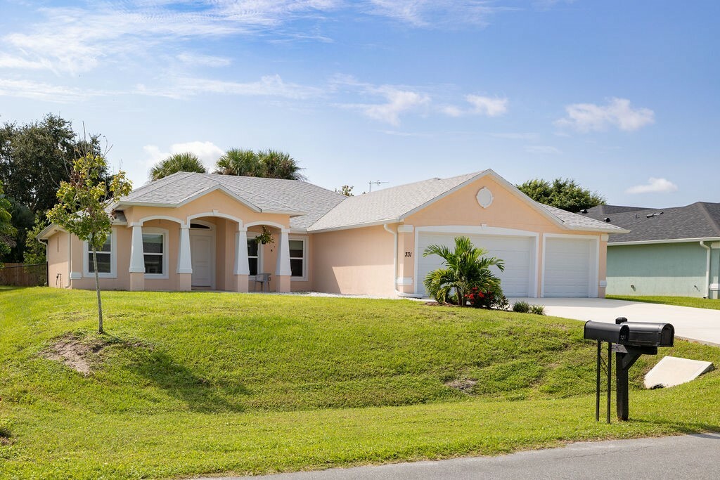 Property Photo:  331 Seaside Terrace  FL 32958 