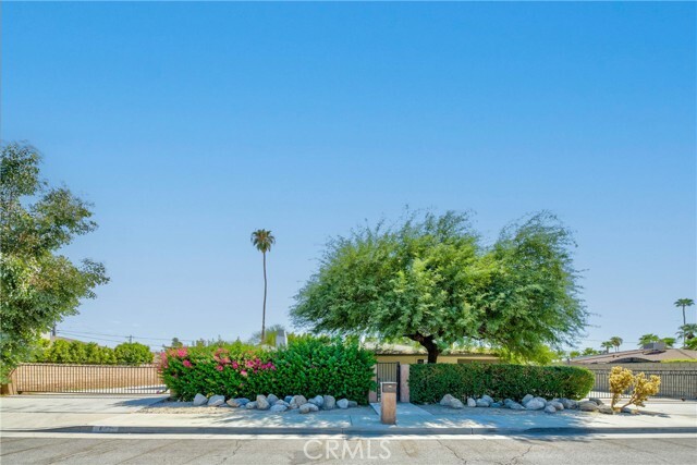 642 S Mountain View Drive  Palm Springs CA 92264 photo