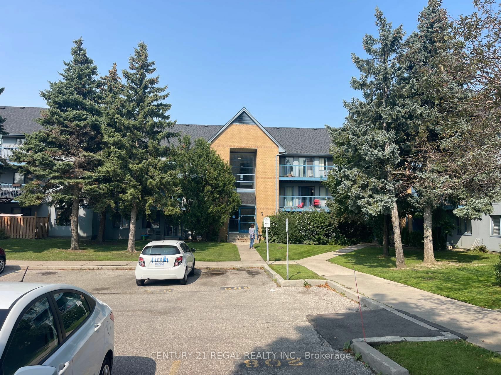 95 Trailwood Dr 934  Mississauga ON L4Z 3L2 photo