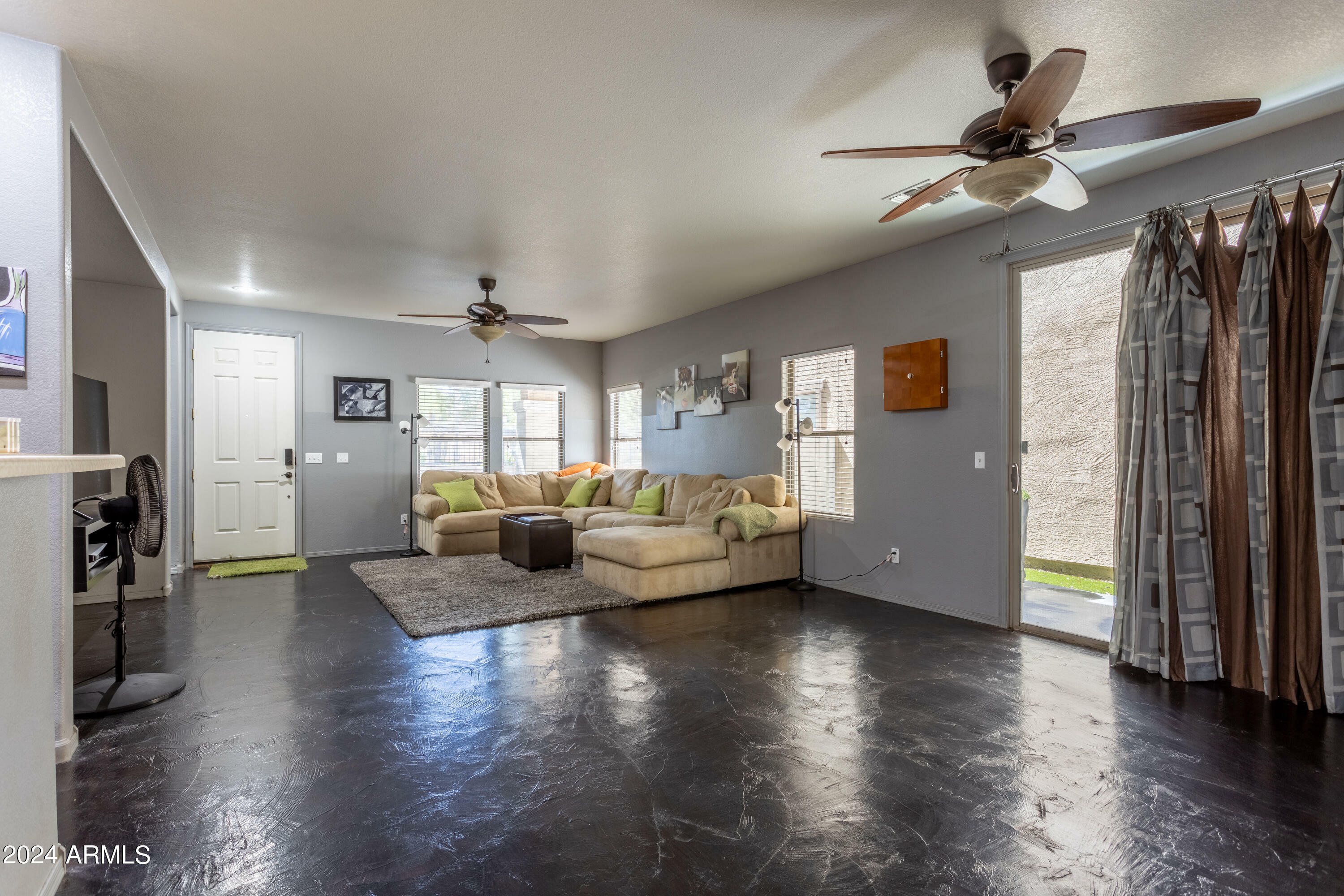 Property Photo:  1307 S Joshua Tree Lane  AZ 85296 