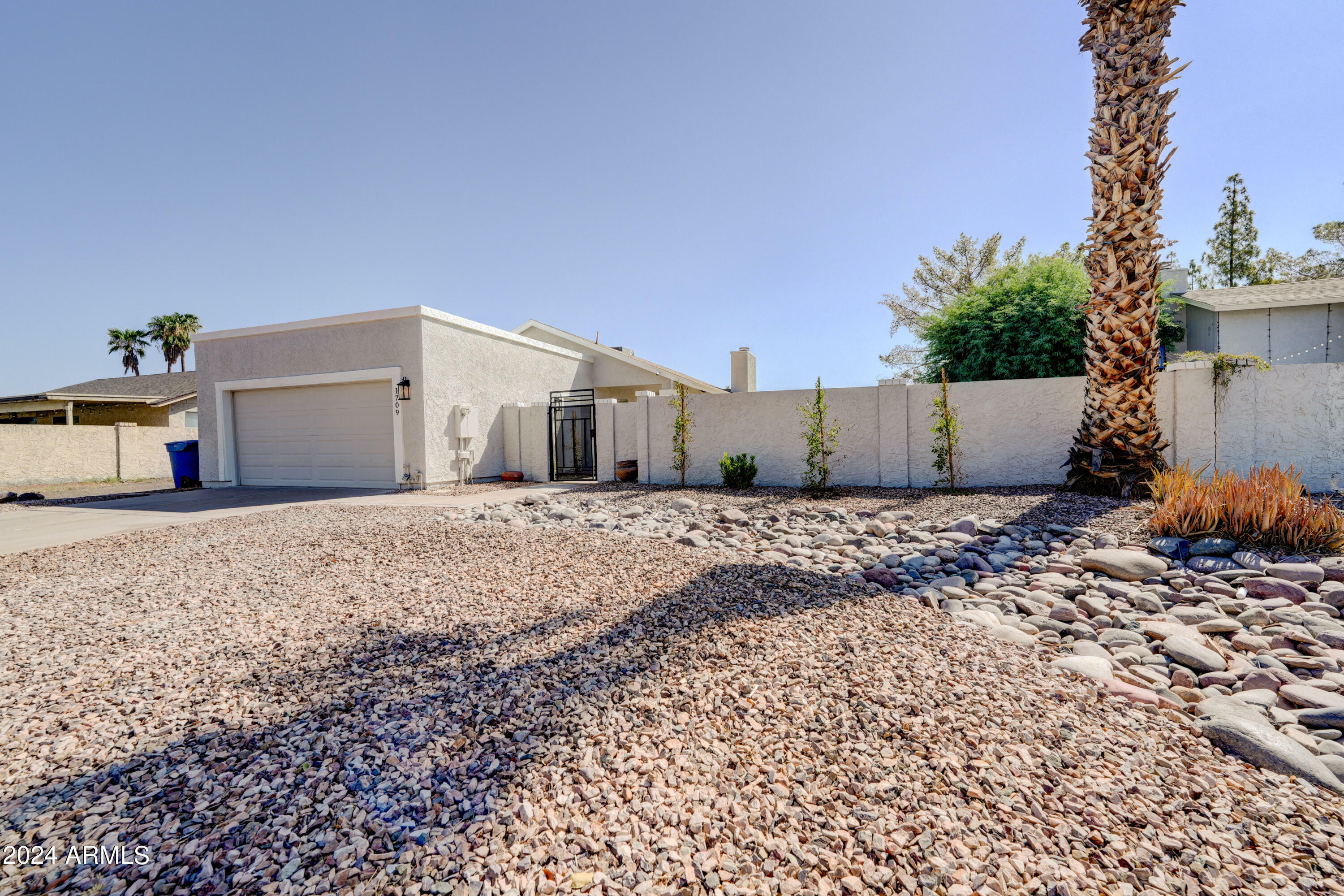 1709 N Pleasant Drive  Chandler AZ 85225 photo