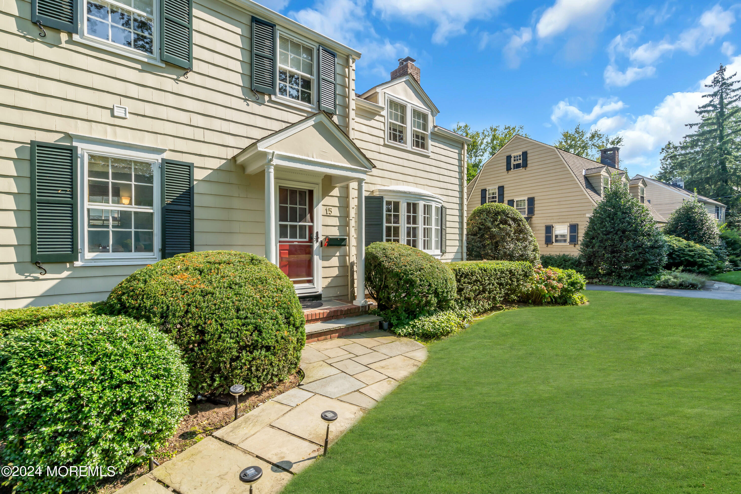 Property Photo:  15 Glen Oaks Avenue  NJ 07901 