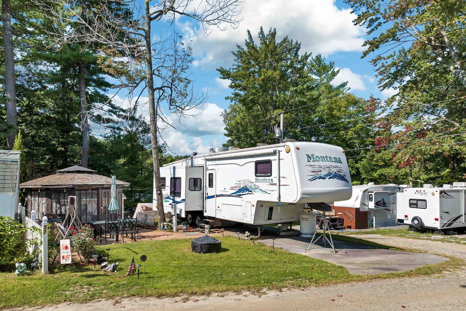 Property Photo:  554 Endicott St N  NH 03246 