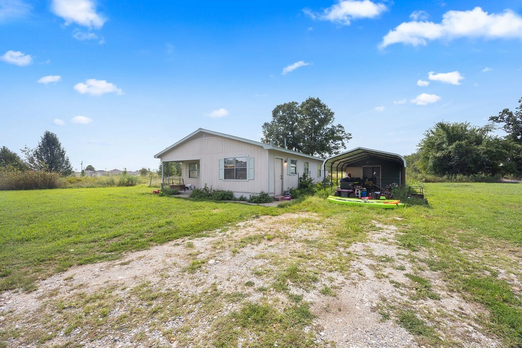 Property Photo:  1117 SW Dallas Street  AR 72736 