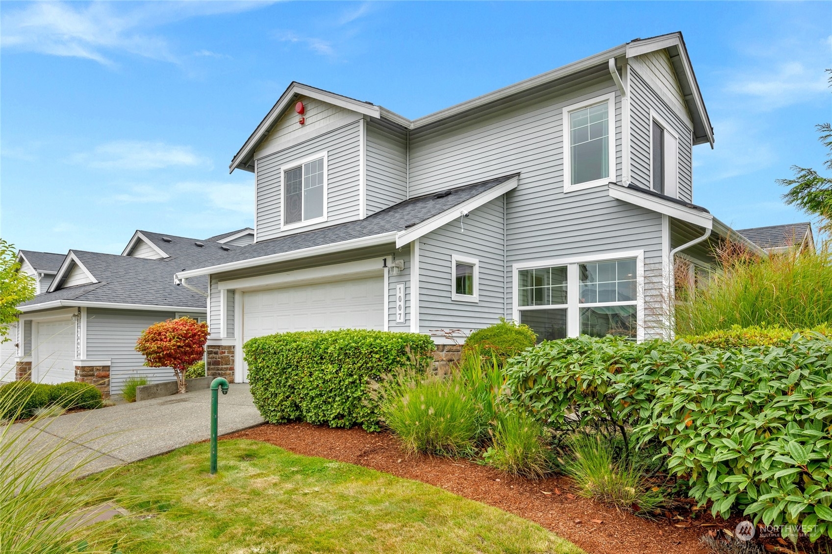 Property Photo:  1007 71 Street SE  WA 98092 