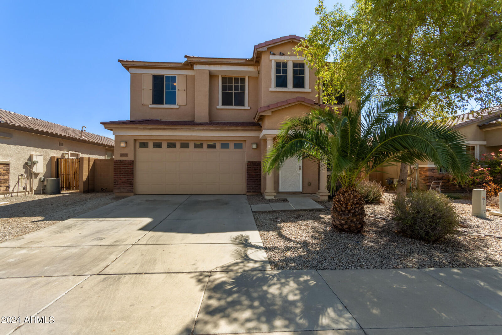 Property Photo: 6907 W Carson Road AZ 85339
