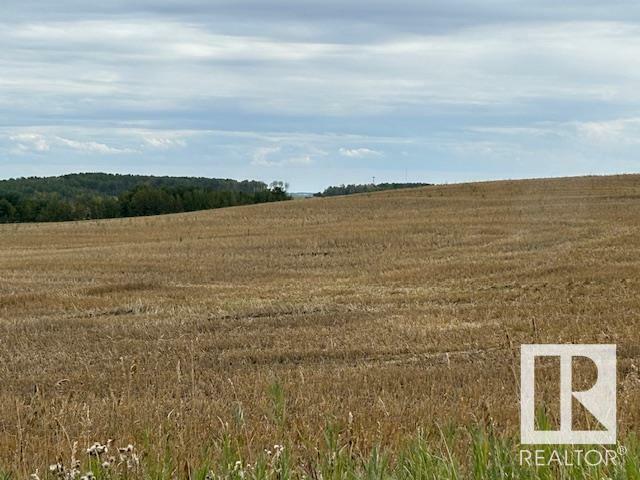 Photo de la propriété:  54128 Rge Road 274  AB T7X 3T1 