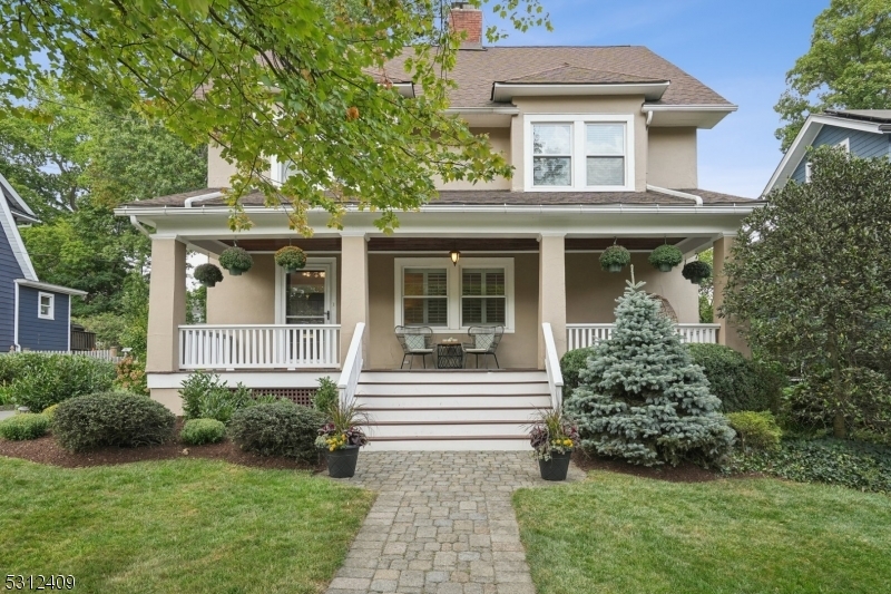Property Photo: 5 Winthrop Place NJ 07040