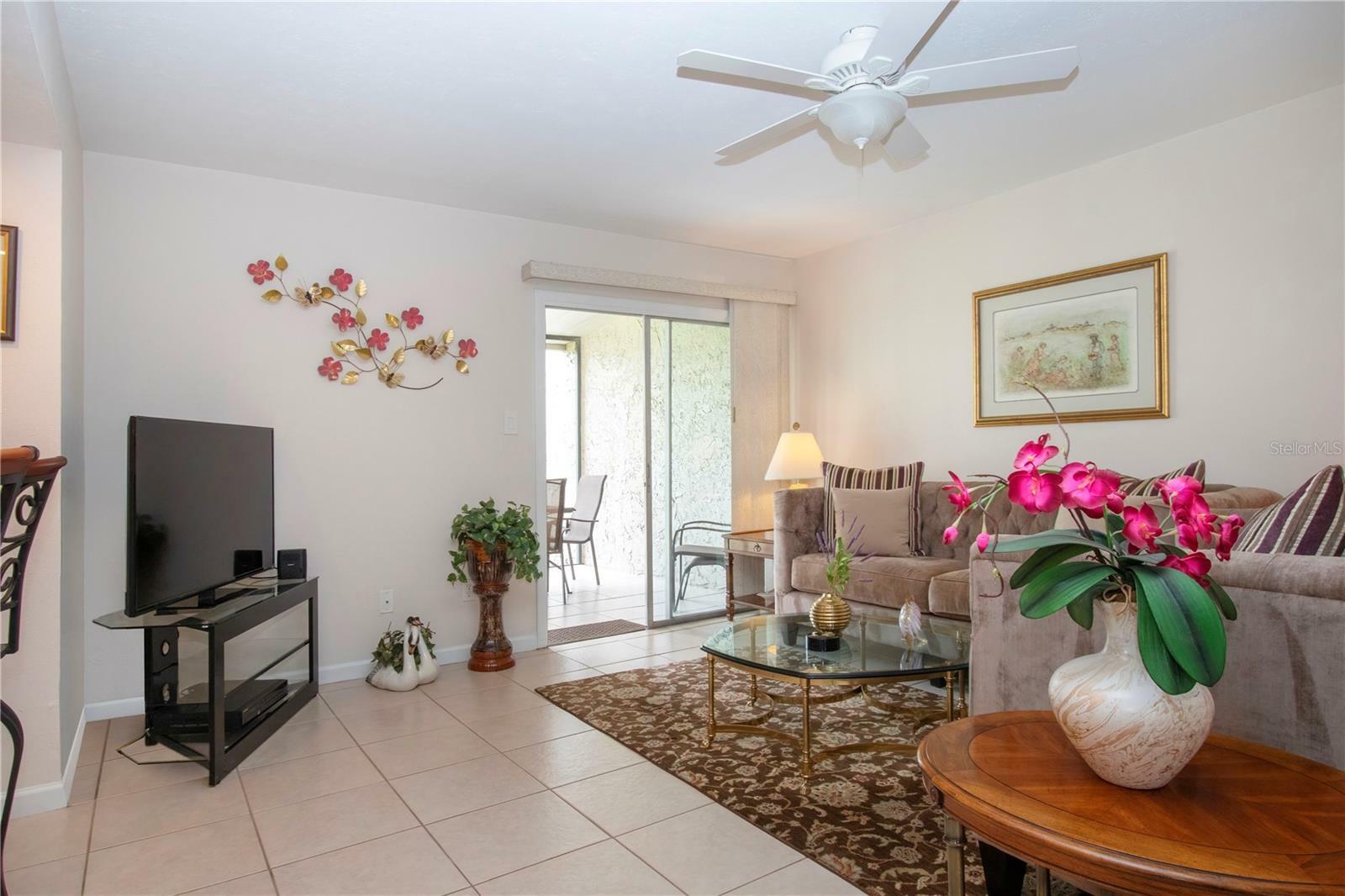 Property Photo:  4406 Rayfield Drive  FL 34243 