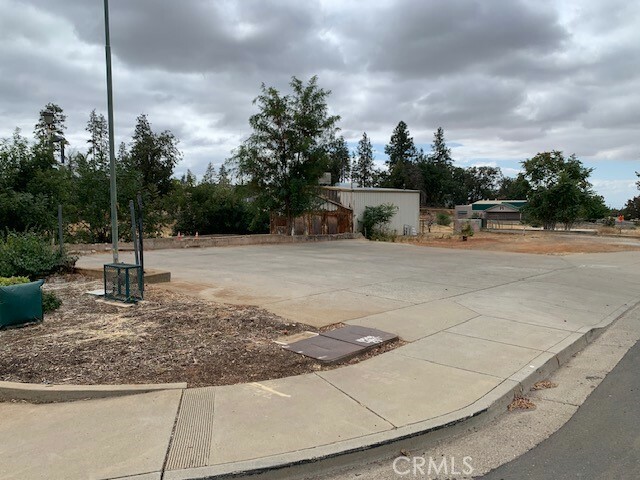 Property Photo:  6226 Skyway  CA 95969 