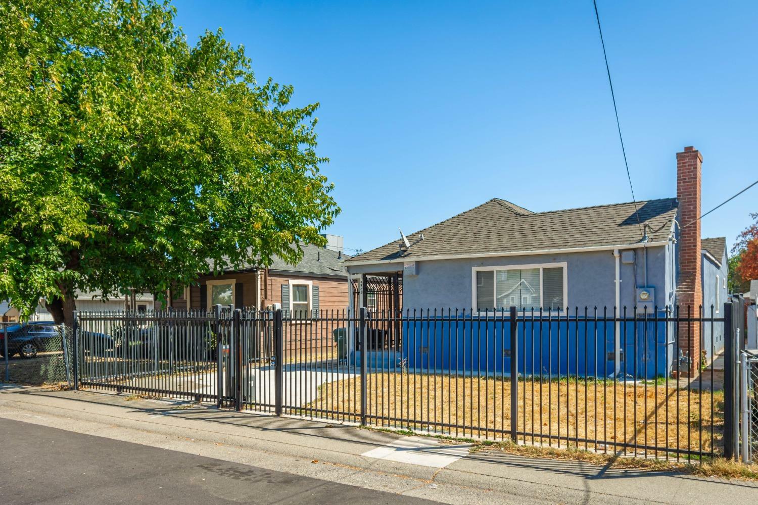 Property Photo:  3921 41st Street  CA 95820 