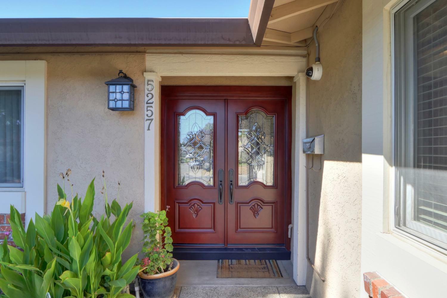 Property Photo:  5257 Shelato Way  CA 95608 