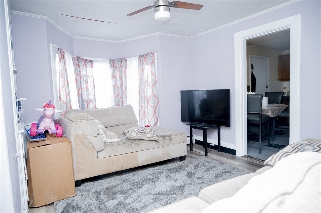 Property Photo:  5 Palmer St  MA 01605 