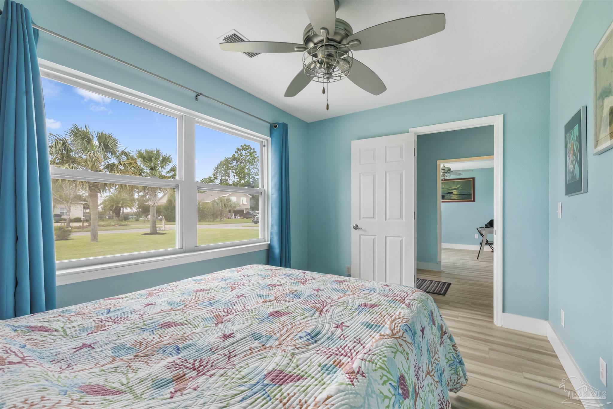 Property Photo:  2716 Sea Lark Ln  FL 32583 