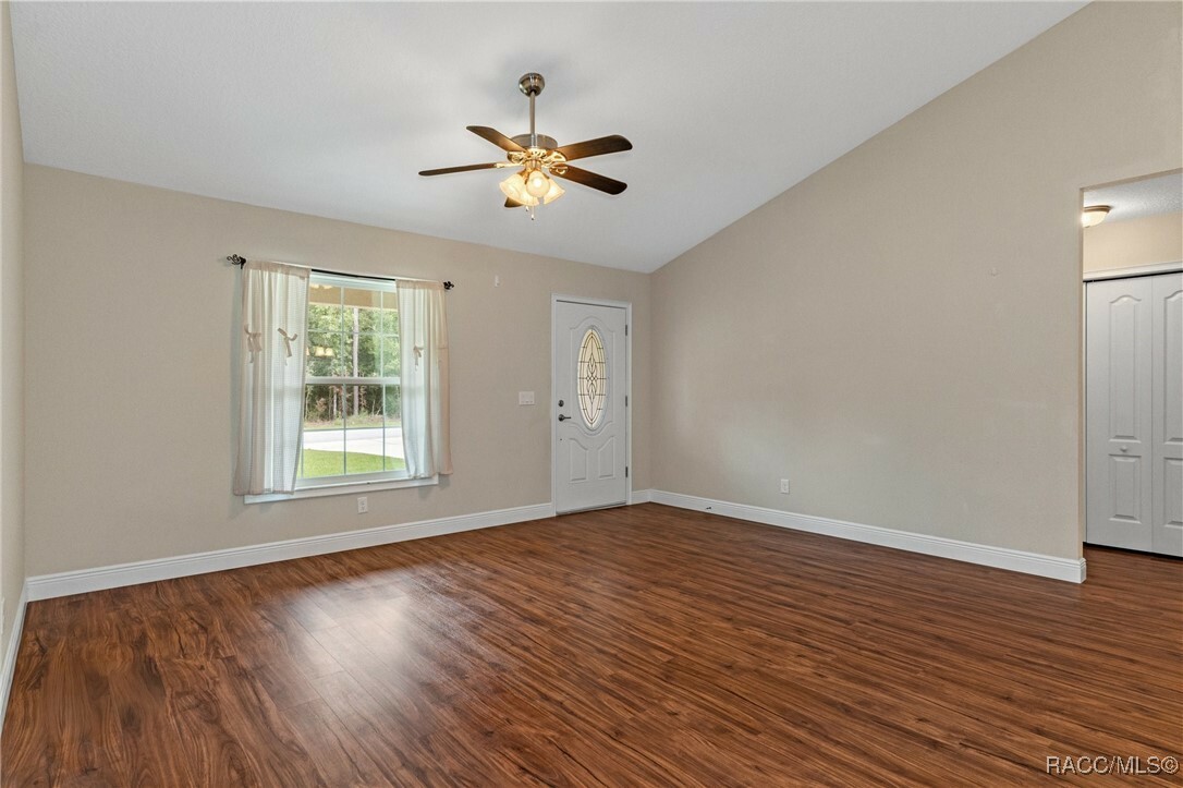 Property Photo:  3276 E Glenn Street  FL 34453 