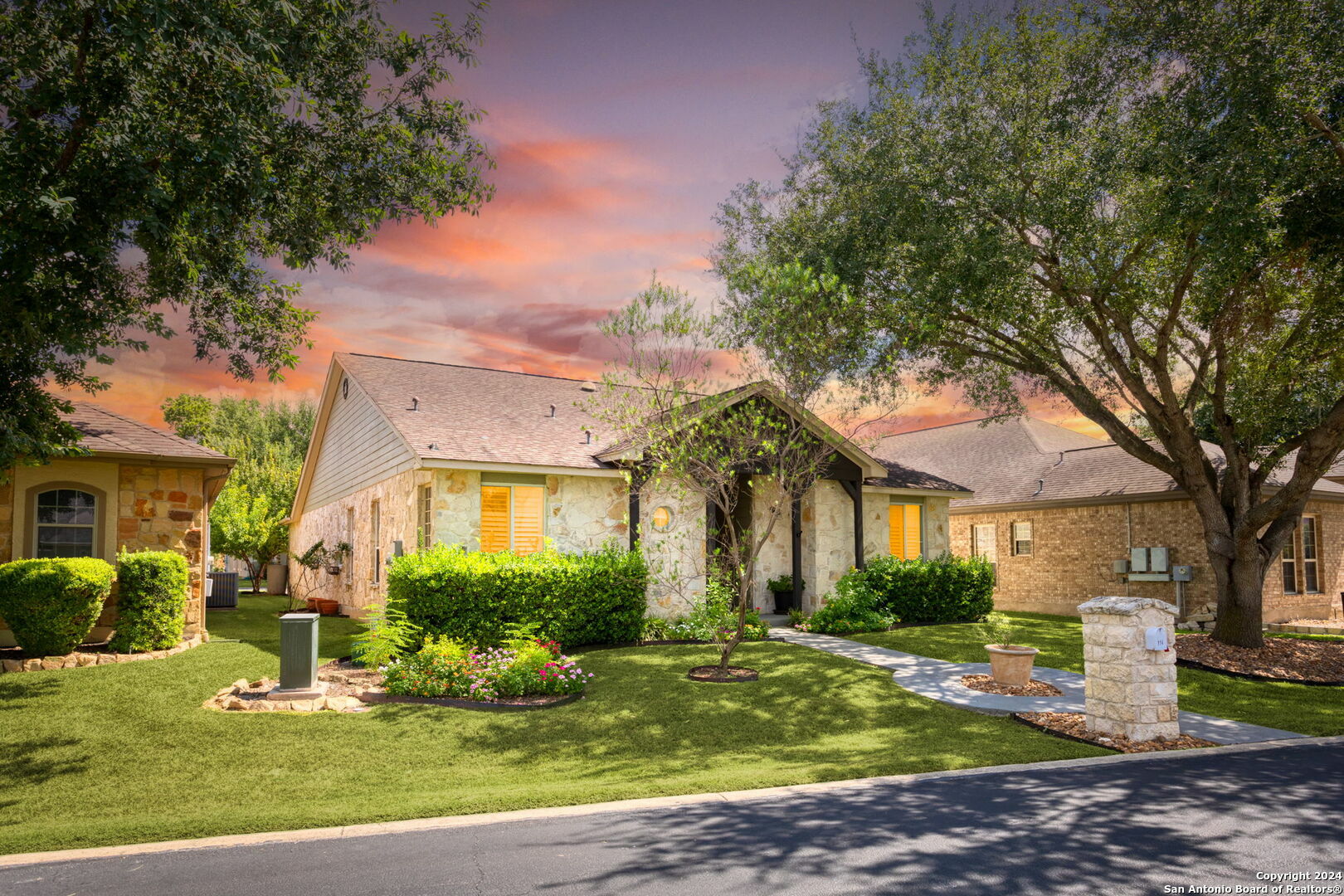 Property Photo:  114 Mackenzie Dr  TX 78130 