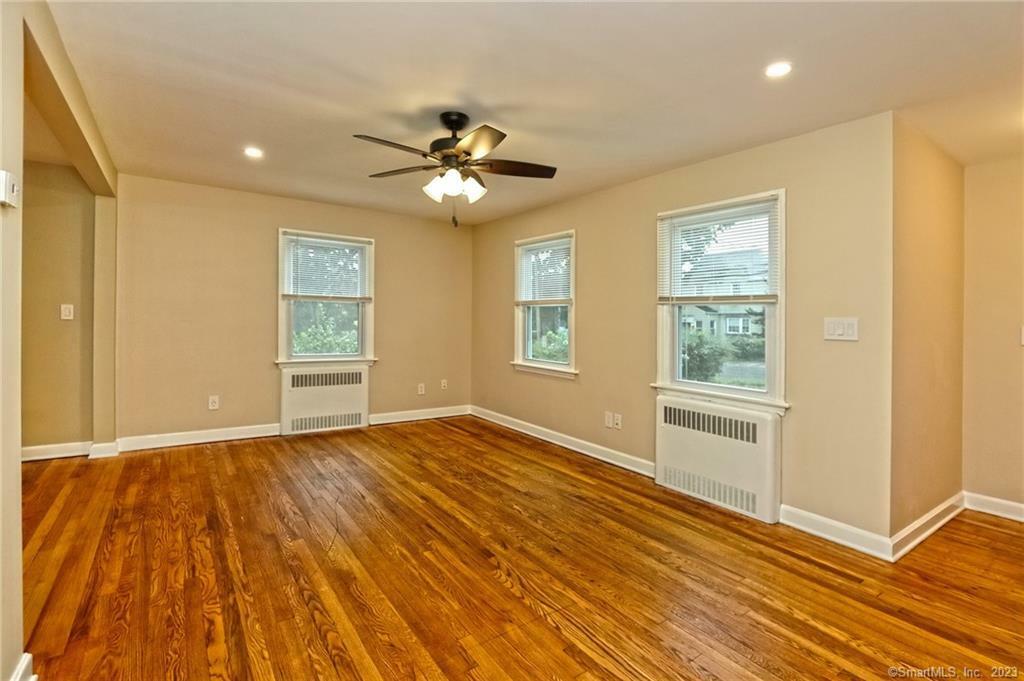 Property Photo:  119 Laurel Street  CT 06516 