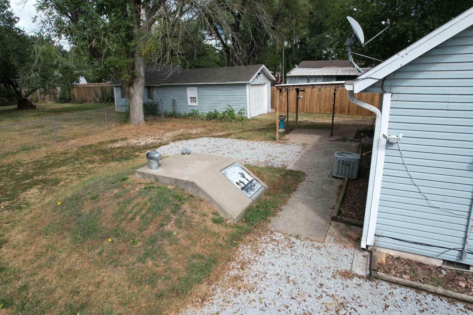 Property Photo:  3319 W Grand Street  MO 65802 