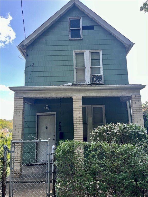 Property Photo:  242 Penn Ave  PA 15145 