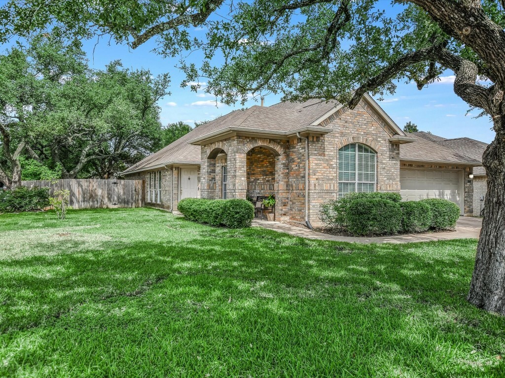 Property Photo:  1825 Nelson Ranch Loop  TX 78613 