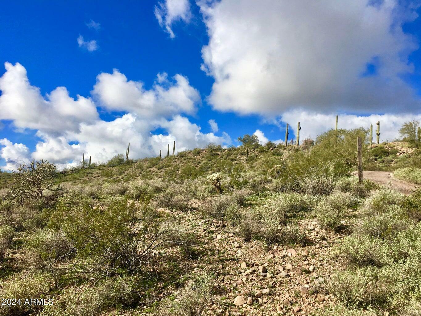 Property Photo:  3353 W Roughrider 5 Ac Road -  AZ 85087 