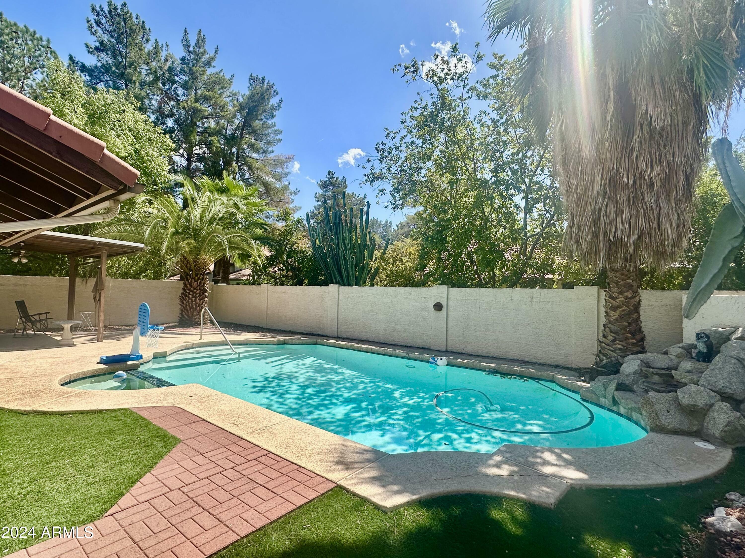 Property Photo:  211 E Barbarita Avenue  AZ 85234 