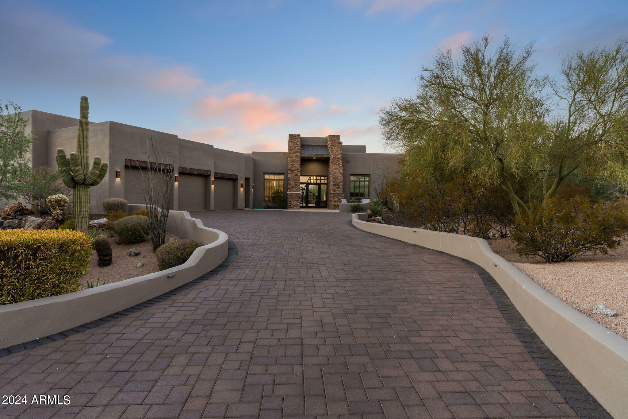 Property Photo:  4335 N Morning Dove Circle  AZ 85207 