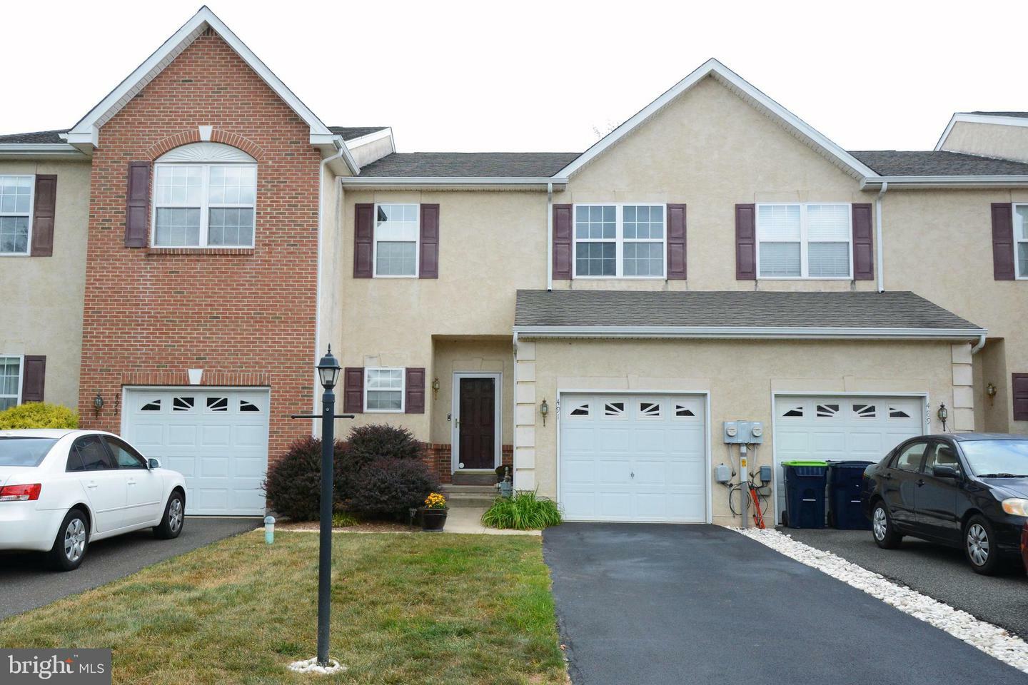 Property Photo:  491 Auburn Court  PA 18964 