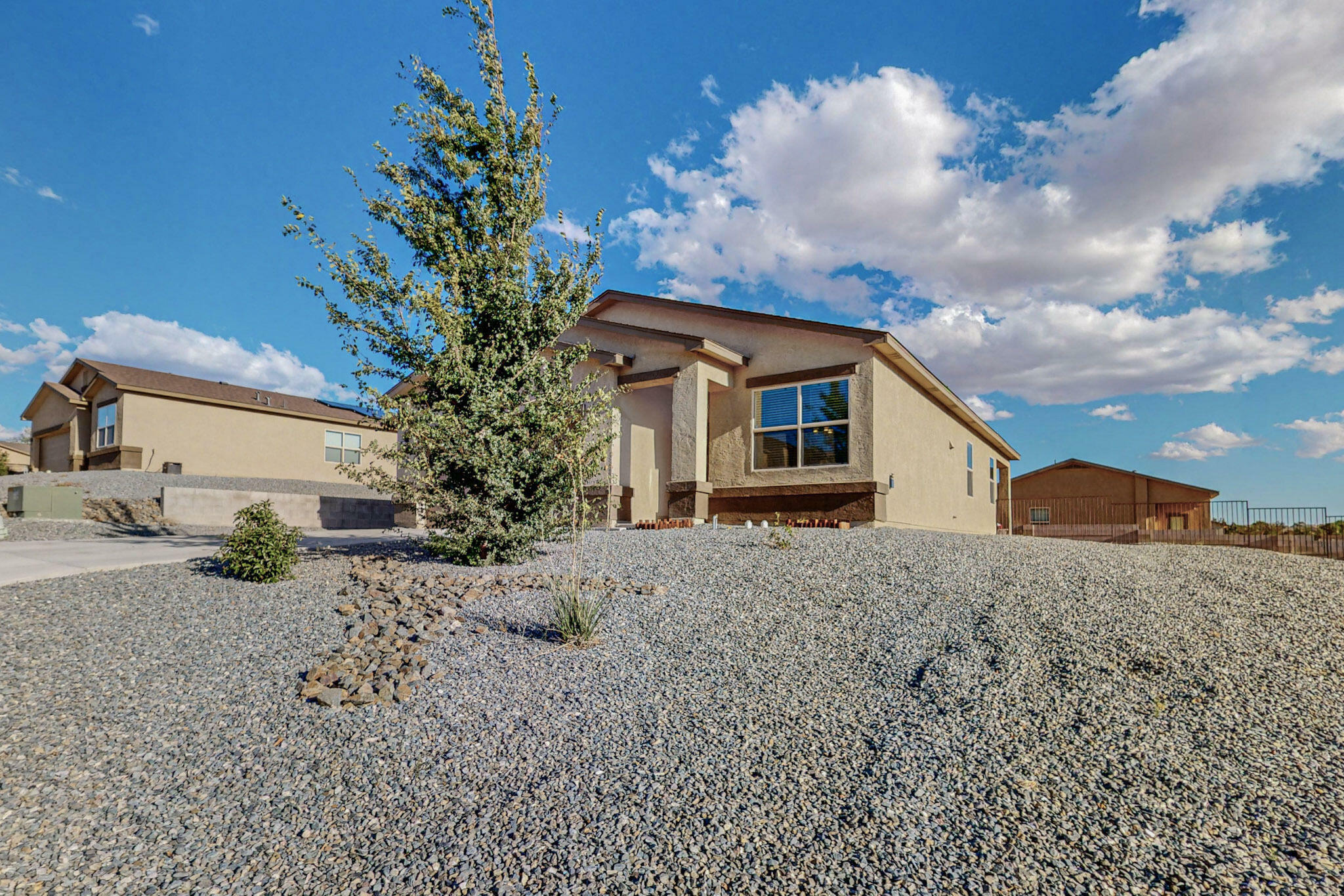 Property Photo:  8 Camel Road  NM 87031 