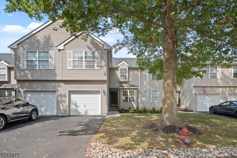 Property Photo: 11 Jumping Brook Pl NJ 08801