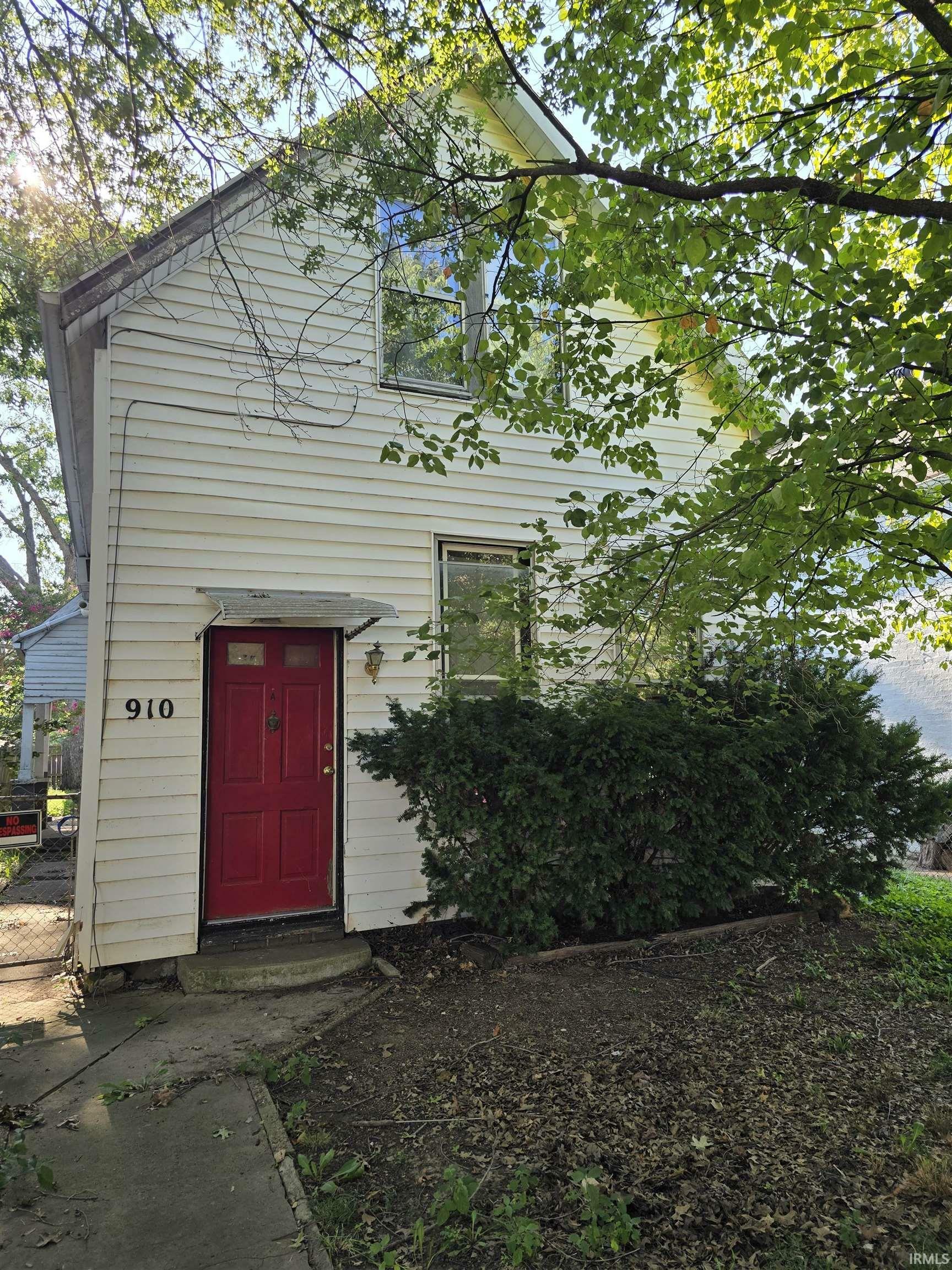 910 Harriet Street  Evansville IN 47710-2108 photo