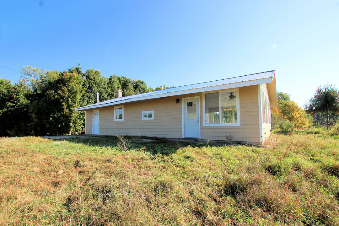 Property Photo: 3218 135th Avenue MI 49639