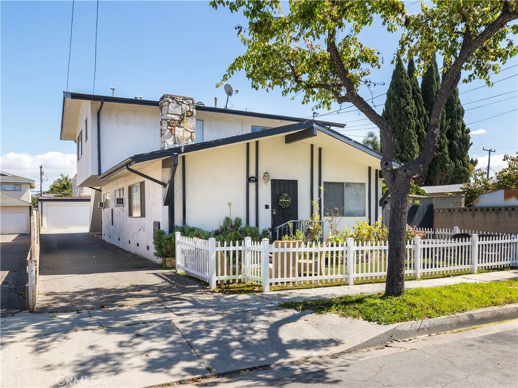 Property Photo:  14616 Osage Avenue  CA 90260 